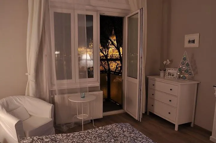 Vintage Panoramic Apartment Budapest